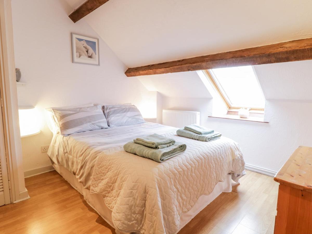 Hen Ysgubor Cottage Бала Екстериор снимка