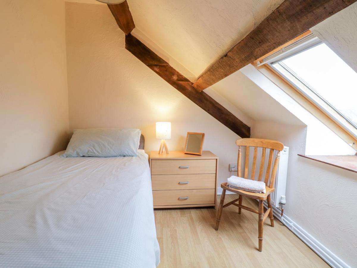 Hen Ysgubor Cottage Бала Екстериор снимка
