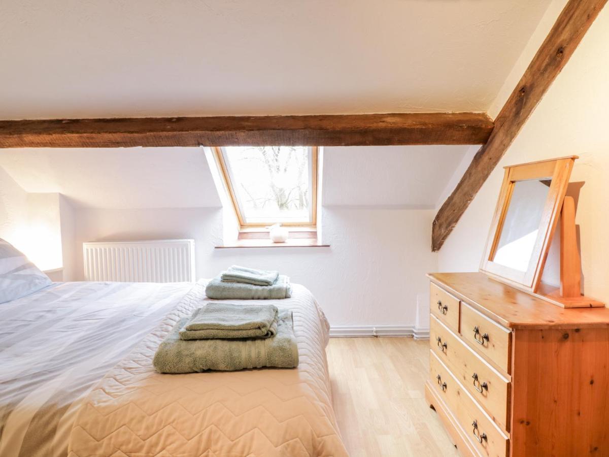 Hen Ysgubor Cottage Бала Екстериор снимка
